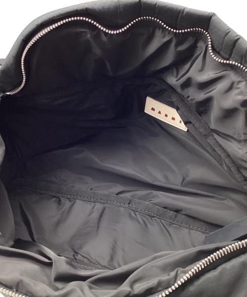 MARNI（マルニ）MARNI (マルニ) ロゴパッチ パフ ラージ ショルダー ベルトバッグ ブラックの古着・服飾アイテム