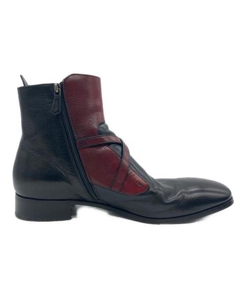 PRADA（プラダ）PRADA (プラダ) クロスベルトショートブーツ7 ブラック×レッド サイズ:27cmの古着・服飾アイテム
