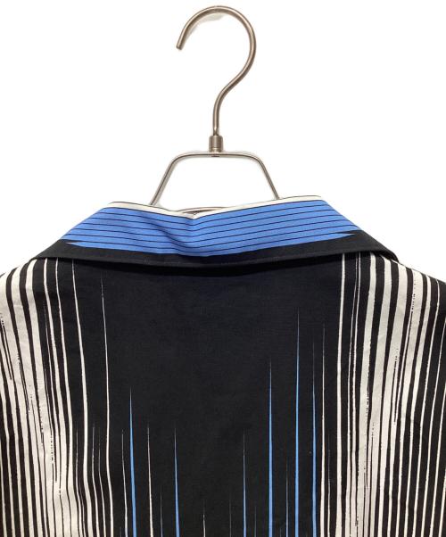 PRADA（プラダ）PRADA (プラダ) ストライプ 半袖シャツ ブルー×ブラック サイズ:Lの古着・服飾アイテム