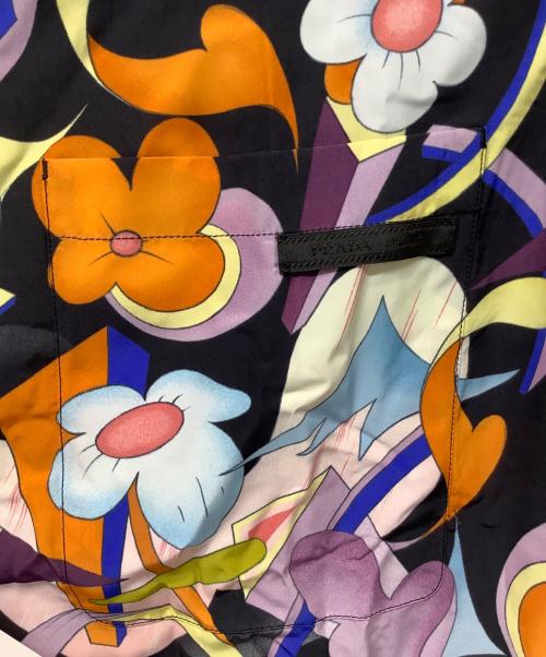 PRADA（プラダ）PRADA (プラダ) アロハシャツ ブラック×ホワイト サイズ:XSの古着・服飾アイテム