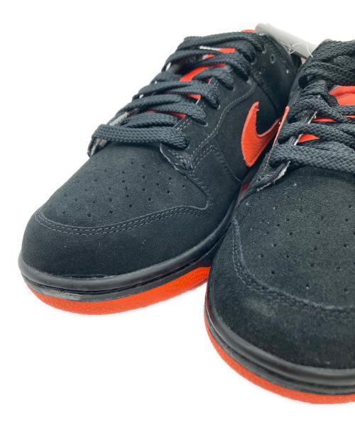 NIKE（ナイキ）NIKE (ナイキ) ローカットスニーカー ブラック×オレンジ サイズ:27.5cmの古着・服飾アイテム