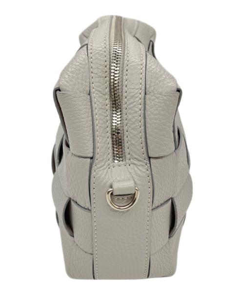 IACUCCI（イアクッチ）IACUCCI (イアクッチ) レザーショルダーバッグ ベルタ ライトグレーS CERVO  ライトグレーの古着・服飾アイテム