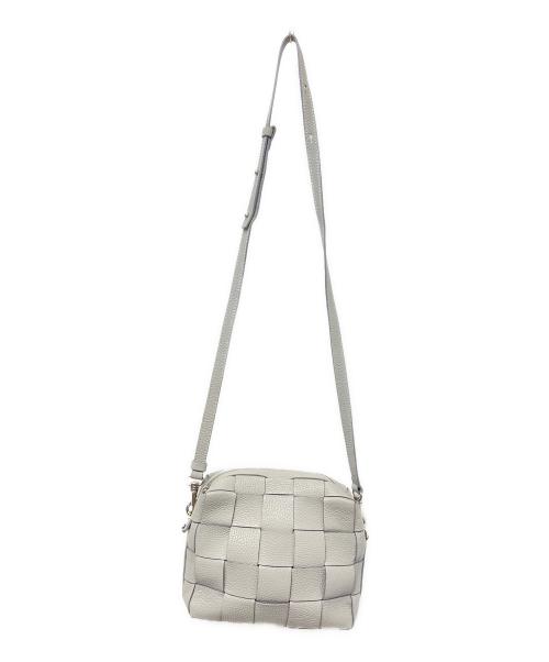 IACUCCI（イアクッチ）IACUCCI (イアクッチ) レザーショルダーバッグ ベルタ ライトグレーS CERVO  ライトグレーの古着・服飾アイテム