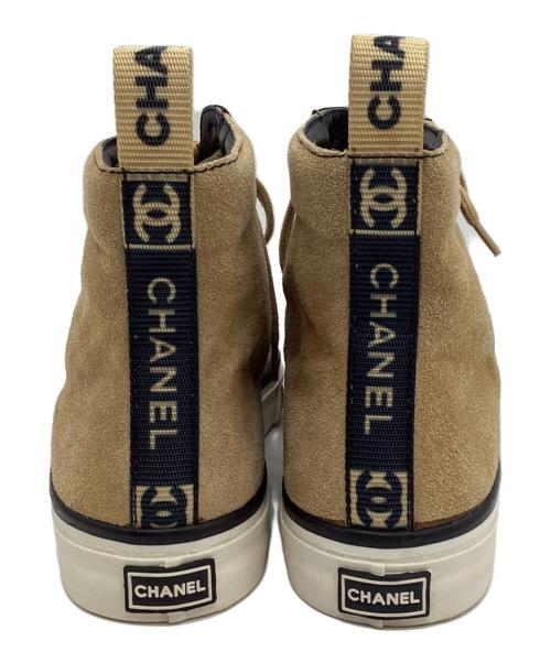 CHANEL（シャネル）CHANEL (シャネル) ハイカットスニーカー ブラウン サイズ:37の古着・服飾アイテム