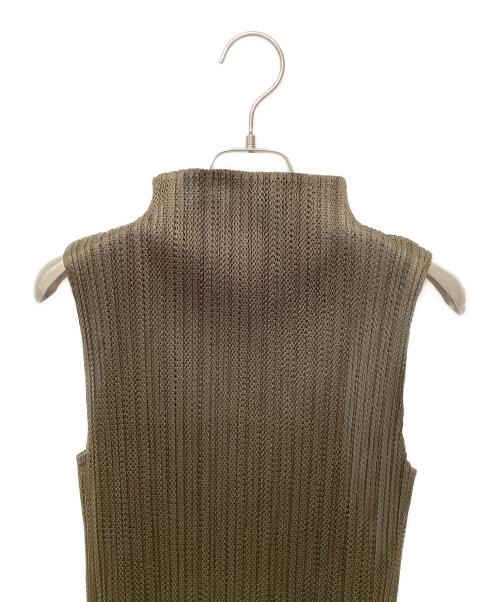 PLEATS PLEASE（プリーツプリーズ）PLEATS PLEASE (プリーツプリーズ) ノースリーブブラウス ブラウン サイズ:3の古着・服飾アイテム