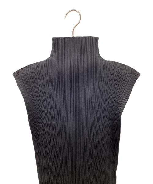 PLEATS PLEASE（プリーツプリーズ）PLEATS PLEASE (プリーツプリーズ) ノースリーブブラウス ブラック サイズ:3の古着・服飾アイテム