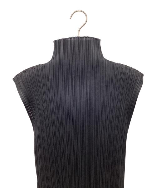 PLEATS PLEASE（プリーツプリーズ）PLEATS PLEASE (プリーツプリーズ) ノースリーブブラウス ブラック サイズ:3の古着・服飾アイテム