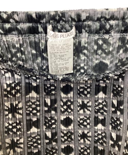 PLEATS PLEASE（プリーツプリーズ）PLEATS PLEASE (プリーツプリーズ) プリーツスカート ブラック×グレー サイズ:3の古着・服飾アイテム