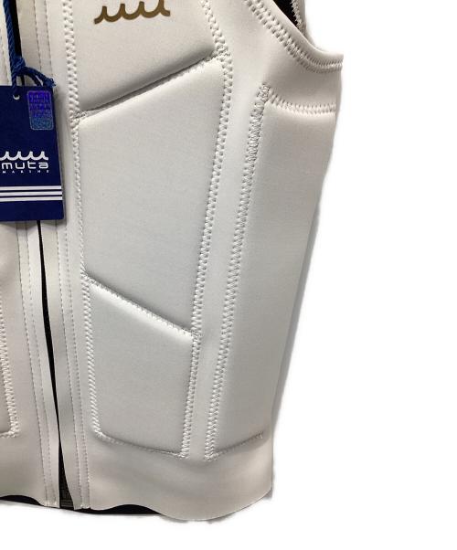muta MARINE（ムータマリン）muta MARINE (ムータマリン) フロートジャケット ホワイト サイズ:Lの古着・服飾アイテム