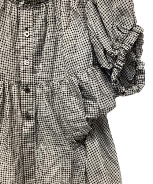 tricot COMME des GARCONS（トリココムデギャルソン）tricot COMME des GARCONS (トリココムデギャルソン) フリルブラウス ライトグレー サイズ:Ｍの古着・服飾アイテム