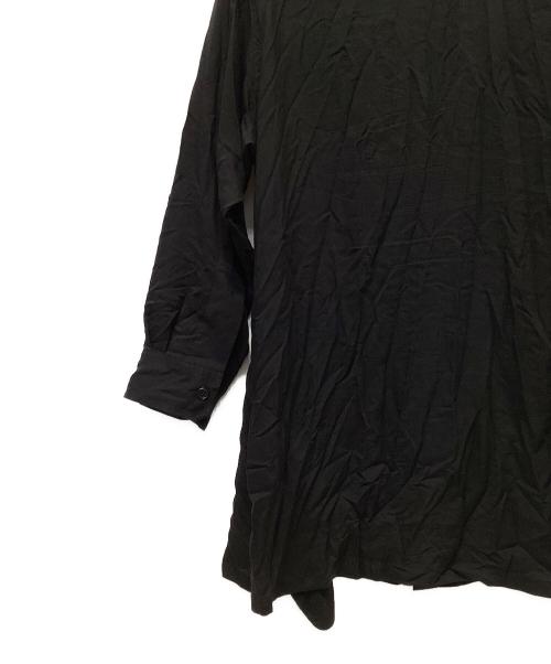 Yohji Yamamoto pour homme（ヨウジヤマモト プールオム）Yohji Yamamoto pour homme (ヨウジヤマモト プールオム) レギュラーカラーロングシャツ ブラック サイズ:3の古着・服飾アイテム