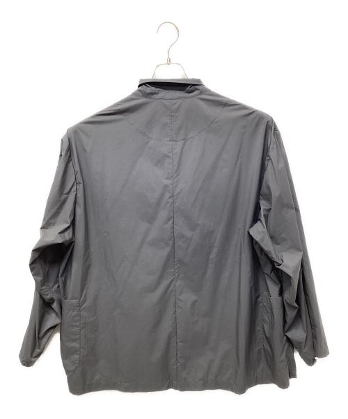 DAIWA PIER39（ダイワ ピア39）DAIWA PIER39 (ダイワ ピア39) TECH TRAVEL 2B JACKE グレー サイズ:Lの古着・服飾アイテム