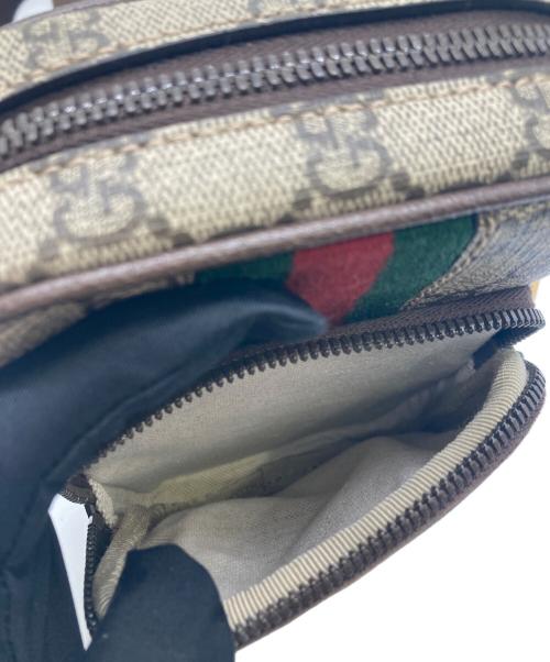 GUCCI（グッチ）GUCCI (グッチ) ボディバッグ GGスプリーム ブラウンの古着・服飾アイテム