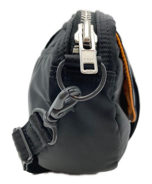 PORTER（ポーター）PORTER (ポーター) ハーフムーンショルダーバッグ ブラック×オレンジの古着・服飾アイテム