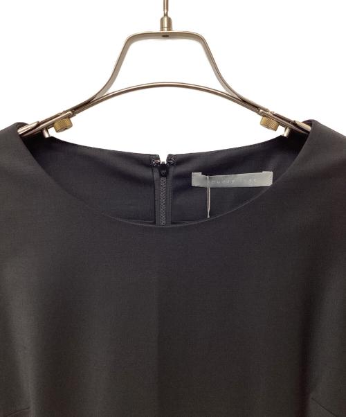 theory luxe（セオリーリュクス）theory luxe (セオリーリュクス) ワンピース ブラック サイズ:38 未使用品の古着・服飾アイテム