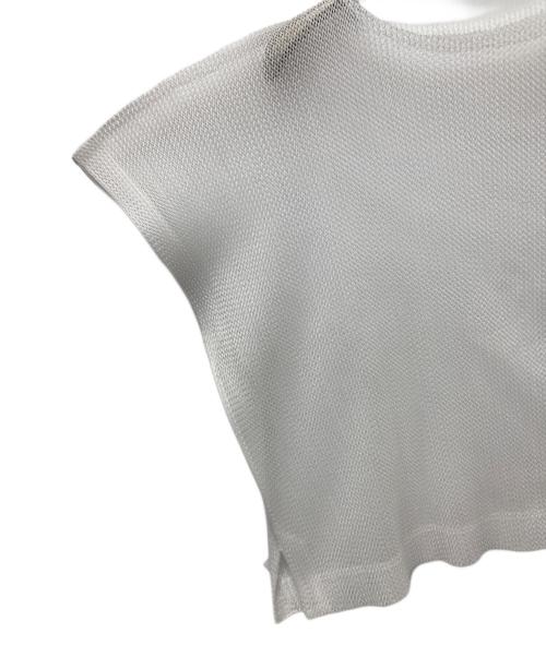 PLEATS PLEASE（プリーツプリーズ）PLEATS PLEASE (プリーツプリーズ) ノースリーブカットソー ホワイト サイズ:3の古着・服飾アイテム