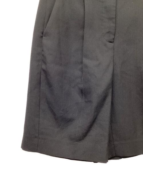Acne studios（アクネ ストゥディオス）ACNE STUDIOS (アクネ ストゥディオス) タックハーフパンツ ブラック サイズ:36の古着・服飾アイテム