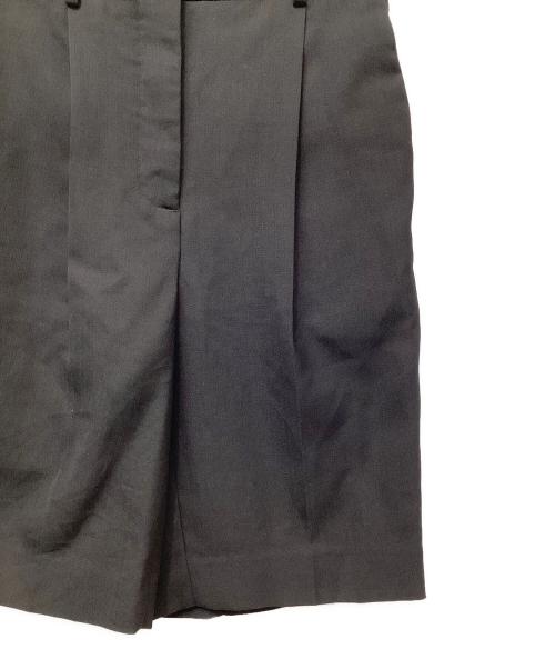 Acne studios（アクネ ストゥディオス）ACNE STUDIOS (アクネ ストゥディオス) タックハーフパンツ ブラック サイズ:36の古着・服飾アイテム