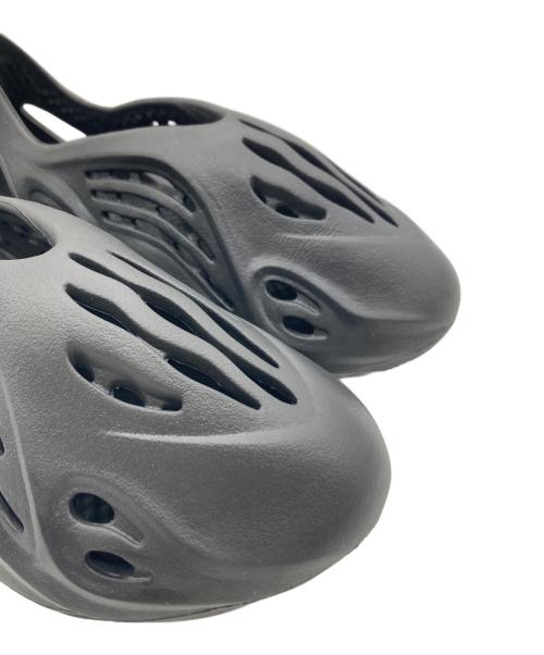 adidas（アディダス）adidas (アディダス) YEEZY Foam Runne ブラック サイズ:26.5ｃｍの古着・服飾アイテム