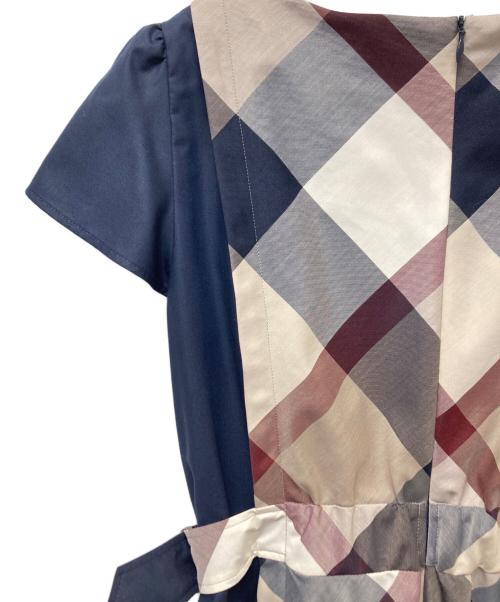 BLUE LABEL CRESTBRIDGE（ブルーレーベルクレストブリッジ）BLUE LABEL CRESTBRIDGE (ブルーレーベルクレストブリッジ) チェックライトクロッシングツイル切替ドレス半袖ワンピース ネイビー サイズ:38の古着・服飾アイテム