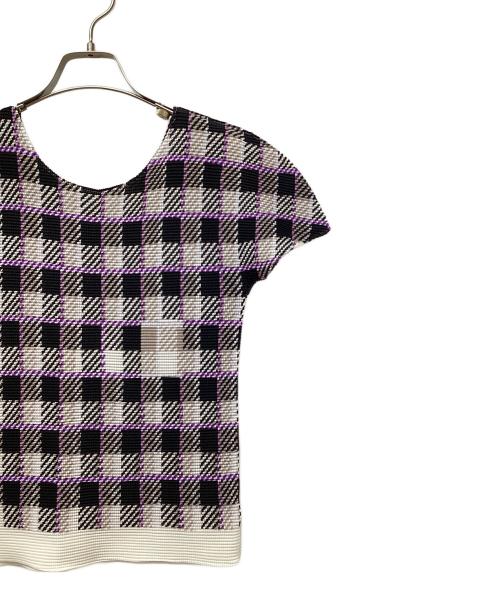 ISSEY MIYAKE me（イッセイ ミヤケ ミー）ISSEY MIYAKE me (イッセイ ミヤケ ミー) 半袖カットソー ホワイト×ブラック×パープル サイズ:FREEの古着・服飾アイテム