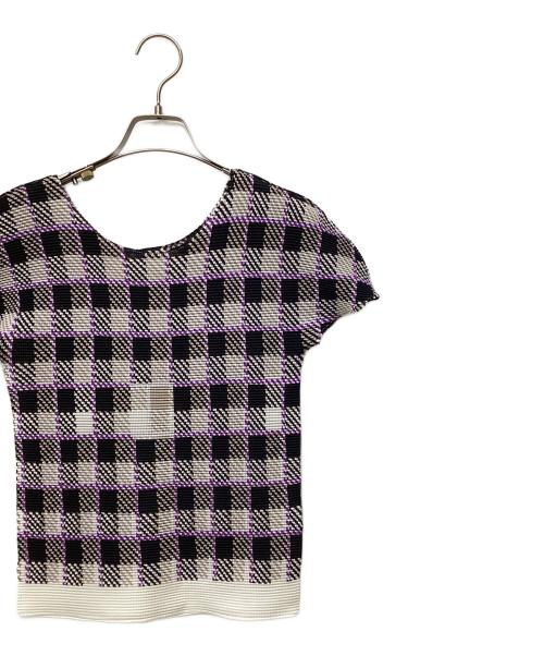 ISSEY MIYAKE me（イッセイ ミヤケ ミー）ISSEY MIYAKE me (イッセイ ミヤケ ミー) 半袖カットソー ホワイト×ブラック×パープル サイズ:FREEの古着・服飾アイテム