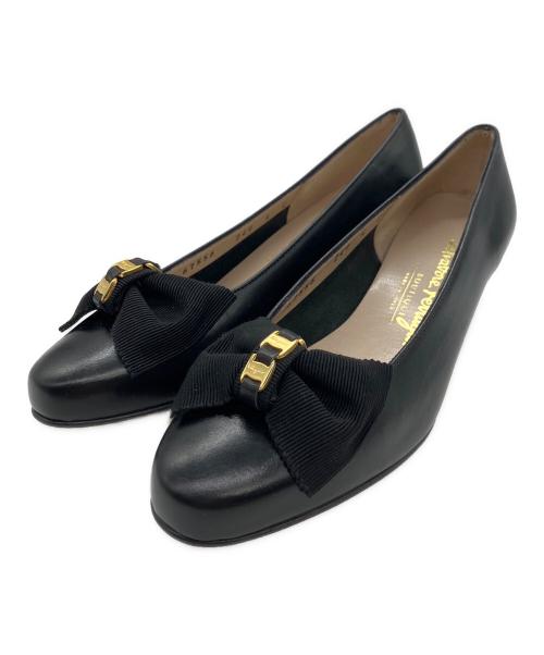 Salvatore Ferragamo（サルヴァトーレ フェラガモ）Salvatore Ferragamo (サルヴァトーレ フェラガモ) パンプス ブラック サイズ:4の古着・服飾アイテム