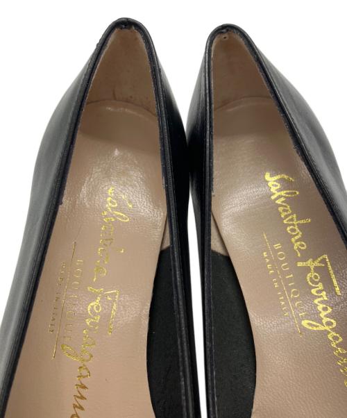 Salvatore Ferragamo（サルヴァトーレ フェラガモ）Salvatore Ferragamo (サルヴァトーレ フェラガモ) パンプス ブラック サイズ:4の古着・服飾アイテム