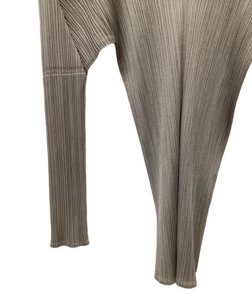 PLEATS PLEASE（プリーツプリーズ）PLEATS PLEASE (プリーツプリーズ) プルオーバーブラウス グレー サイズ:3の古着・服飾アイテム