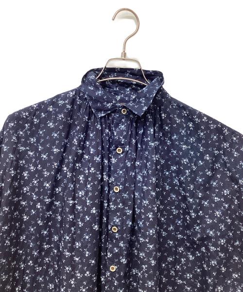 45R（フォーティファイブ・アール）45R (フォーティファイブ・アール) タペット森花プリントのくしゅくしゅドレス インディゴ サイズ:Freeの古着・服飾アイテム