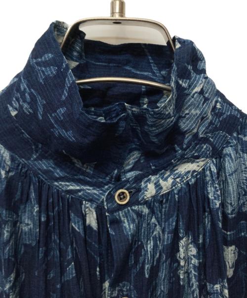 45R（フォーティファイブ・アール）45R (フォーティファイブ・アール) 長袖ワンピース　甘平ホウセンカプリントくしゅくしゅドレス ネイビー サイズ:Freeの古着・服飾アイテム