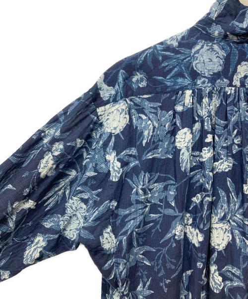 45R（フォーティファイブ・アール）45R (フォーティファイブ・アール) 長袖ワンピース　甘平ホウセンカプリントくしゅくしゅドレス ネイビー サイズ:Freeの古着・服飾アイテム