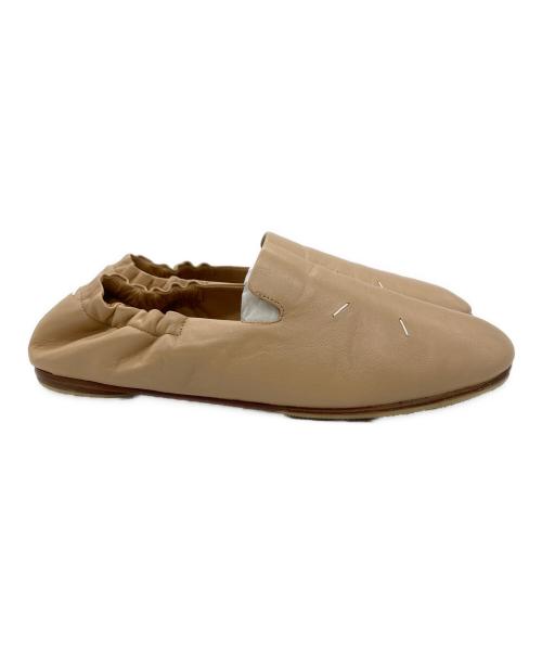 Maison Margiela（メゾンマルジェラ）Maison Margiela (メゾンマルジェラ) Kiki Ruched Flats 4ステッチ フラットシューズ ベージュ サイズ:36の古着・服飾アイテム