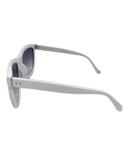 Linda Farrow（リンダ ファロー）LINDA FARROW (リンダ ファロー) サングラス ホワイトの古着・服飾アイテム