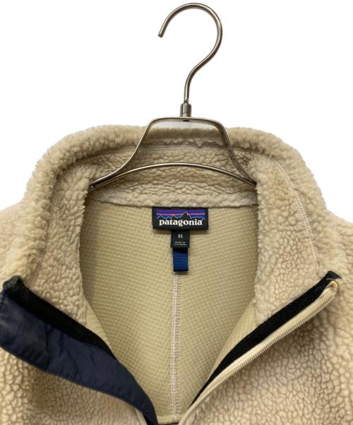 Patagonia（パタゴニア）Patagonia (パタゴニア) CLASSIC RETRO-X JACKET ベージュ サイズ:XSの古着・服飾アイテム