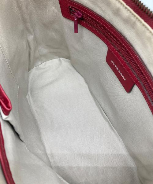 BURBERRY（バーバリー）BURBERRY (バーバリー) ショルダーバッグ レッド×ベージュの古着・服飾アイテム