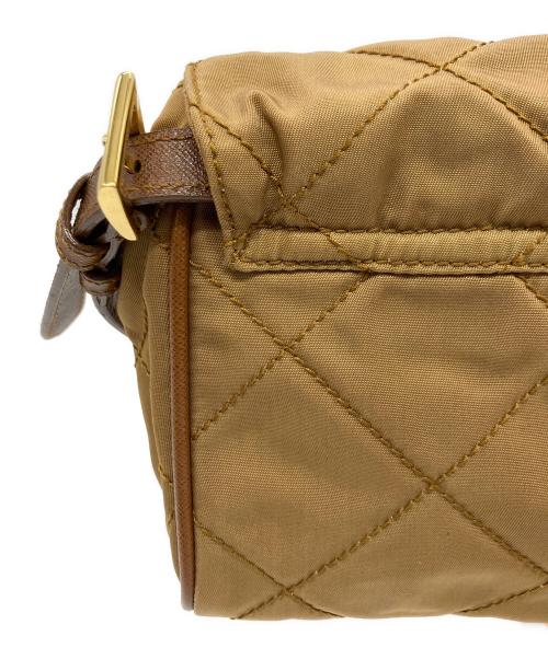 PRADA（プラダ）PRADA (プラダ) キルティングショルダーポーチ ブラウンの古着・服飾アイテム