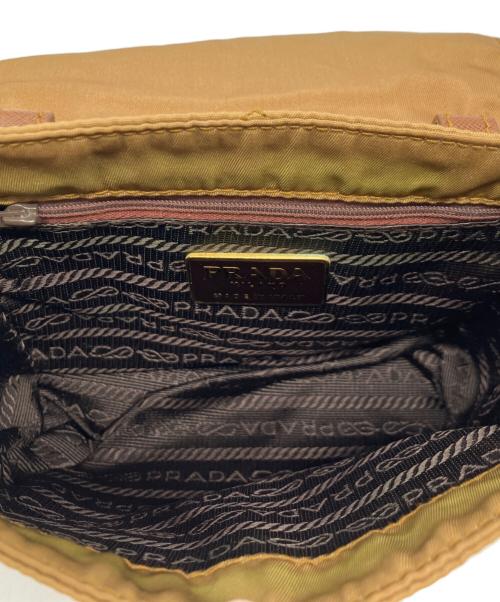 PRADA（プラダ）PRADA (プラダ) キルティングショルダーポーチ ブラウンの古着・服飾アイテム