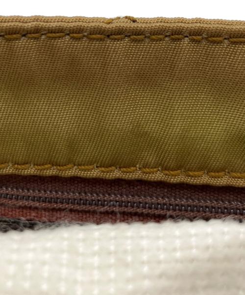 PRADA（プラダ）PRADA (プラダ) キルティングショルダーポーチ ブラウンの古着・服飾アイテム