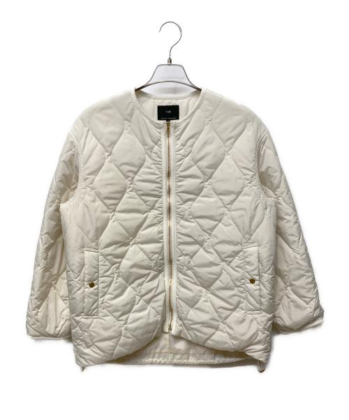 23区（ニジュウサンク）23区 (ニジュウサンク) 中綿 パディング アウター ホワイト サイズ:38の古着・服飾アイテム