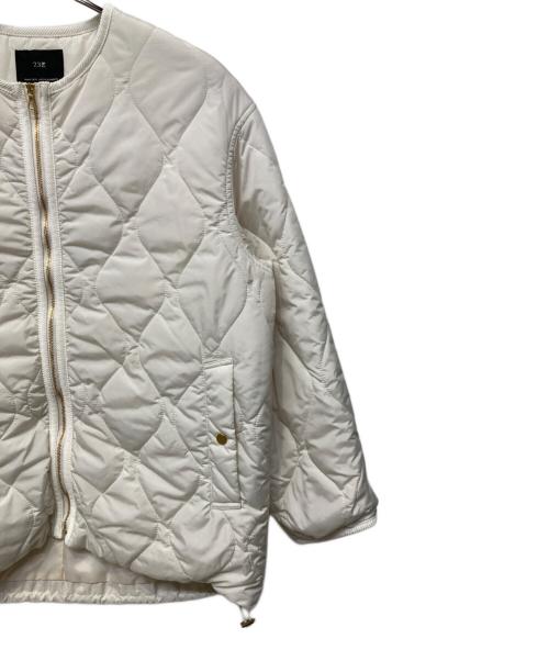 23区（ニジュウサンク）23区 (ニジュウサンク) 中綿 パディング アウター ホワイト サイズ:38の古着・服飾アイテム