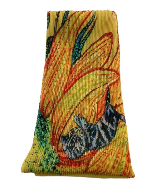 me ISSEY MIYAKE（ミーイッセイ ミヤケ）me ISSEY MIYAKE (ミーイッセイ ミヤケ) プリーツスカーフ イエローの古着・服飾アイテム