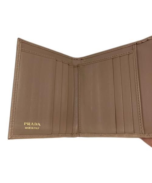 PRADA（プラダ）PRADA (プラダ) 3つ折り財布 ピンクの古着・服飾アイテム