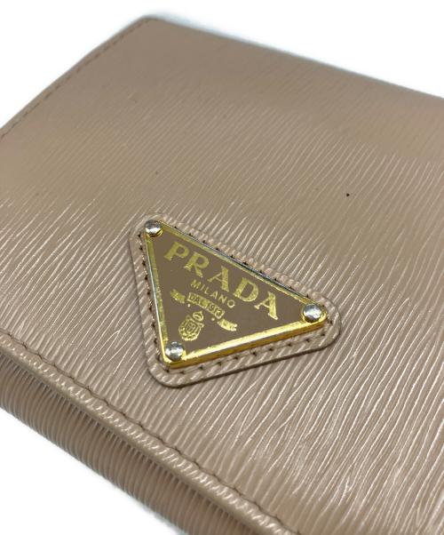 PRADA（プラダ）PRADA (プラダ) 3つ折り財布 ピンクの古着・服飾アイテム