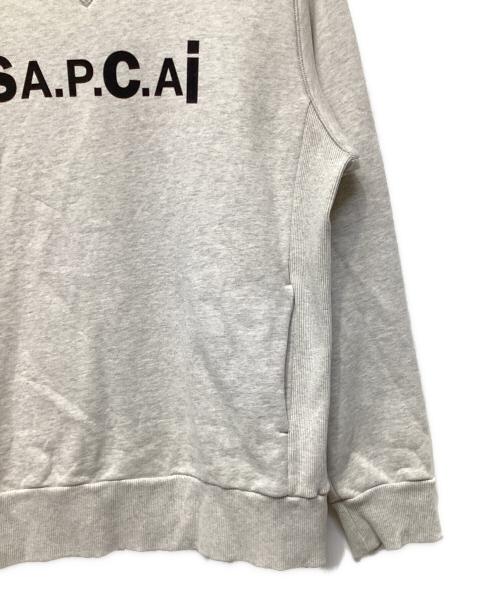 A.P.C.（アーペーセー）A.P.C. (アーペーセー) sacai (サカイ) クルーネックスウェット グレー サイズ:Mの古着・服飾アイテム