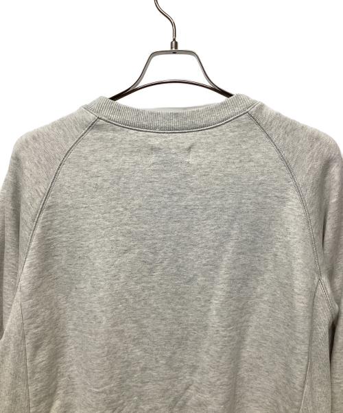 A.P.C.（アーペーセー）A.P.C. (アーペーセー) sacai (サカイ) クルーネックスウェット グレー サイズ:Mの古着・服飾アイテム