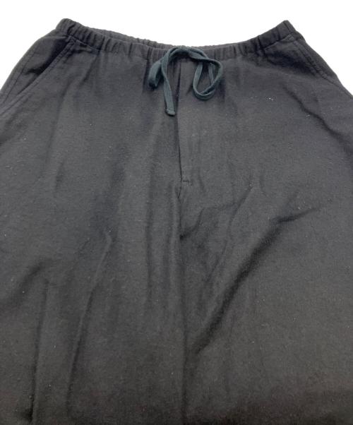 COMOLI（コモリ）COMOLI (コモリ) パンツ ブラック サイズ:2の古着・服飾アイテム