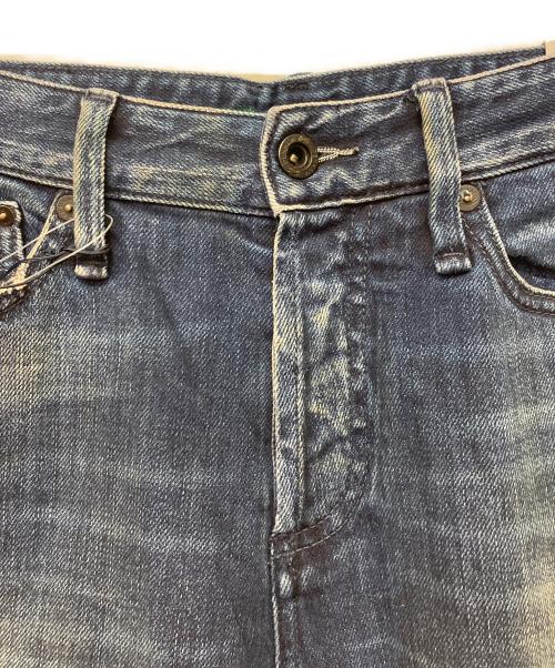 Denham（デンハム）Denham (デンハム) ダメージ加工デニムパンツ インディゴ サイズ: W31×L32 未使用品の古着・服飾アイテム