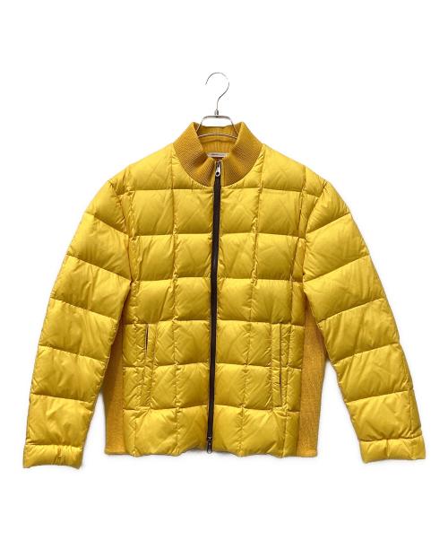 ARMANI COLLEZIONI（アルマーニ コレツィオーニ）ARMANI COLLEZIONI (アルマーニ コレツィオーニ) ダウンジャケット イエロー サイズ:54の古着・服飾アイテム