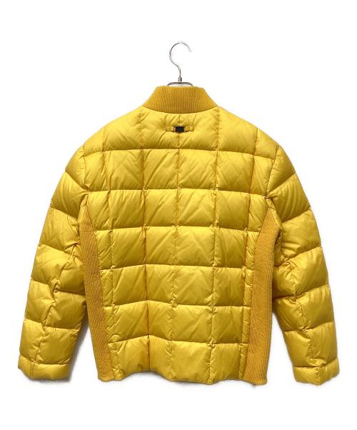 ARMANI COLLEZIONI（アルマーニ コレツィオーニ）ARMANI COLLEZIONI (アルマーニ コレツィオーニ) ダウンジャケット イエロー サイズ:54の古着・服飾アイテム